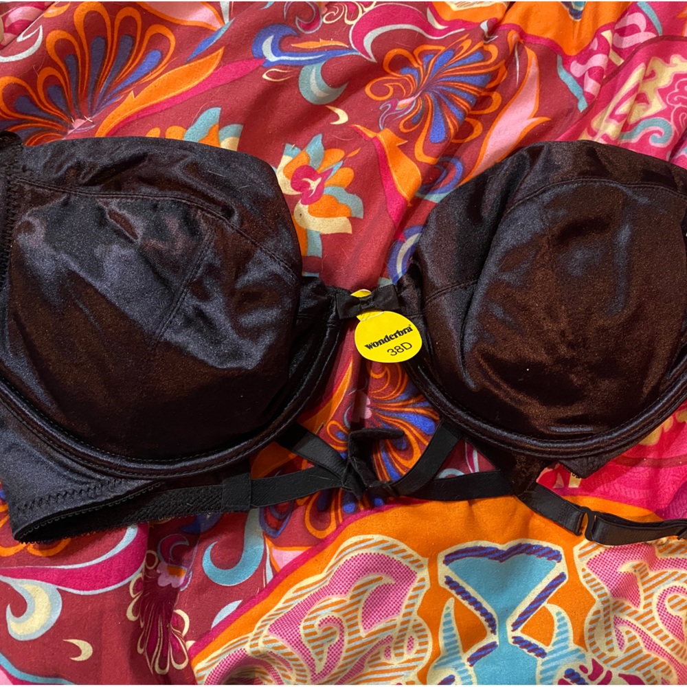 Black Wonderbra (38D)